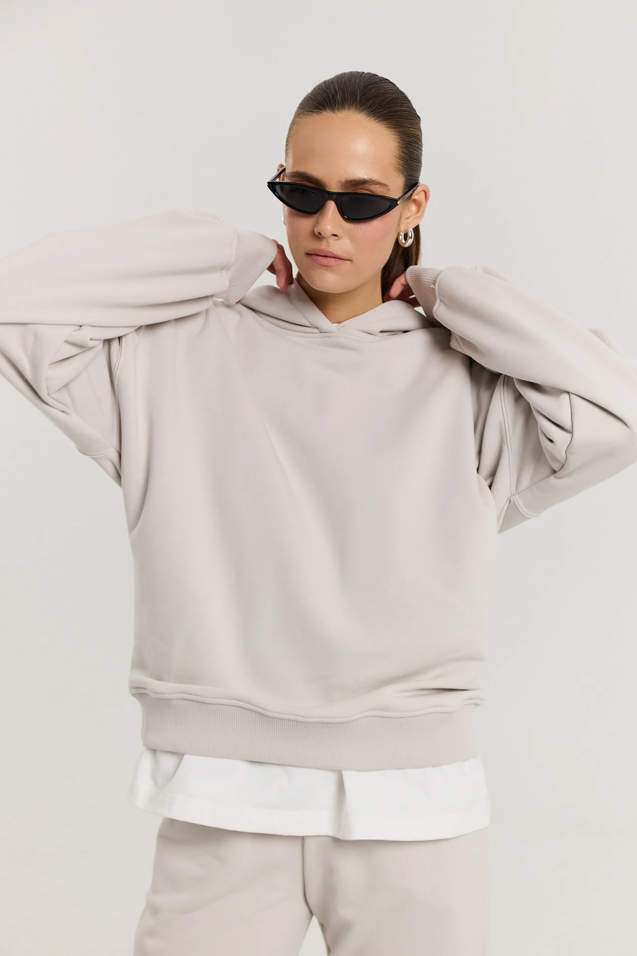 Bluza Boyfriend Hoodie almond milk - Image 11