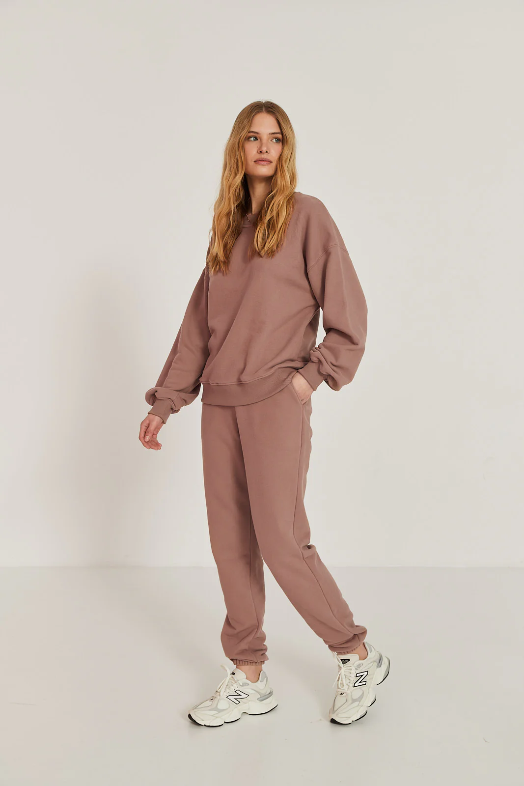 Bluza Boyfriend mocca mousse - Image 5