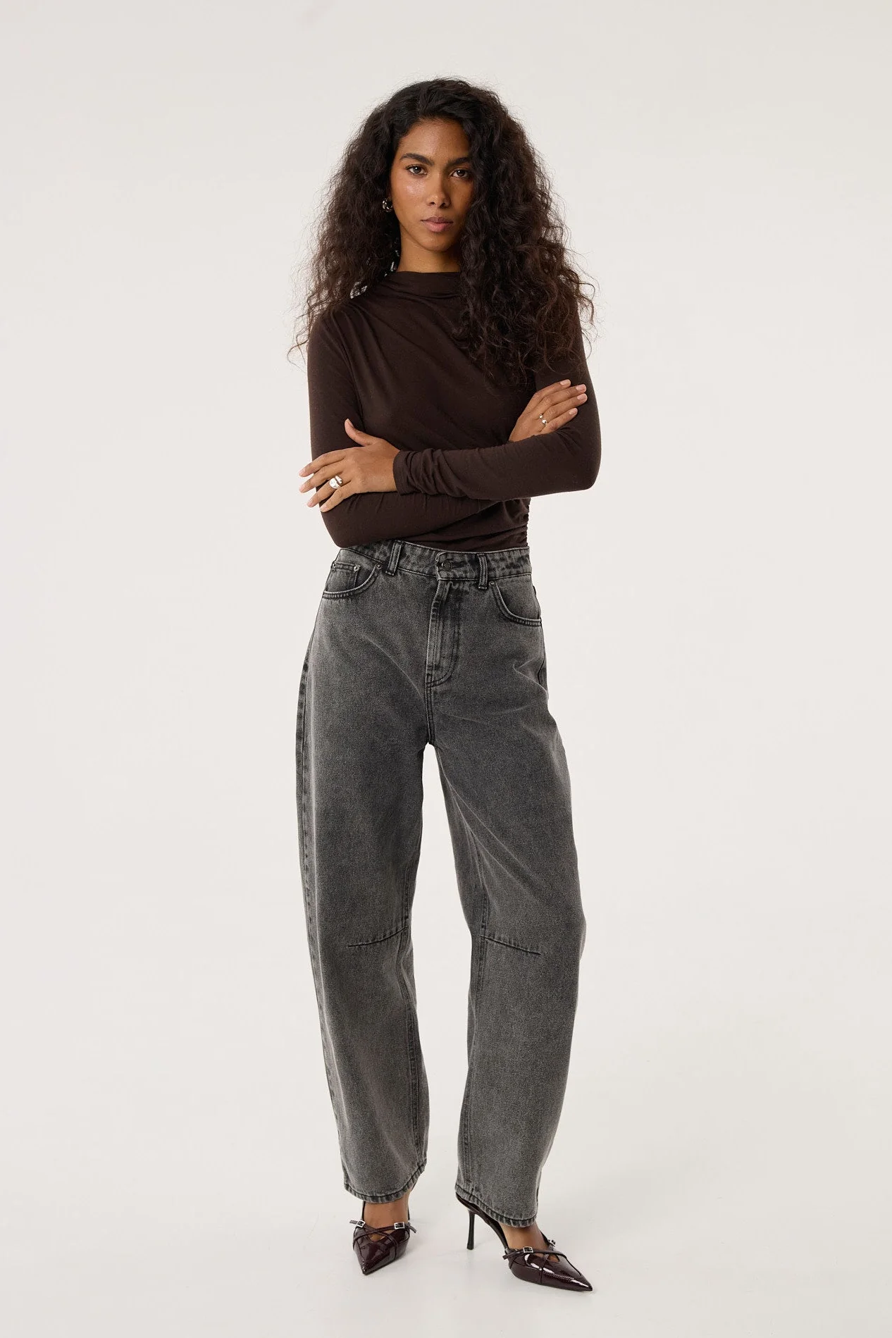 Jeansy Barrel grey - Image 5