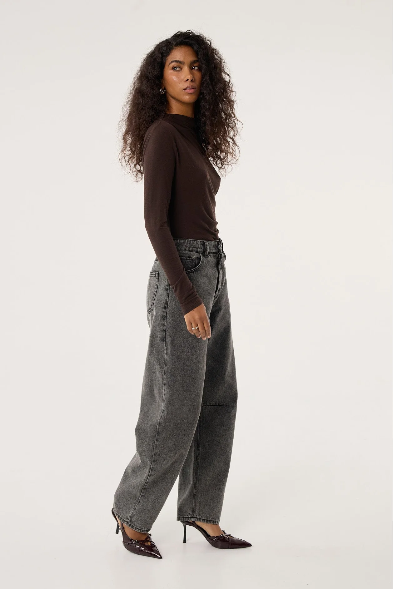 Jeansy Barrel grey - Image 7