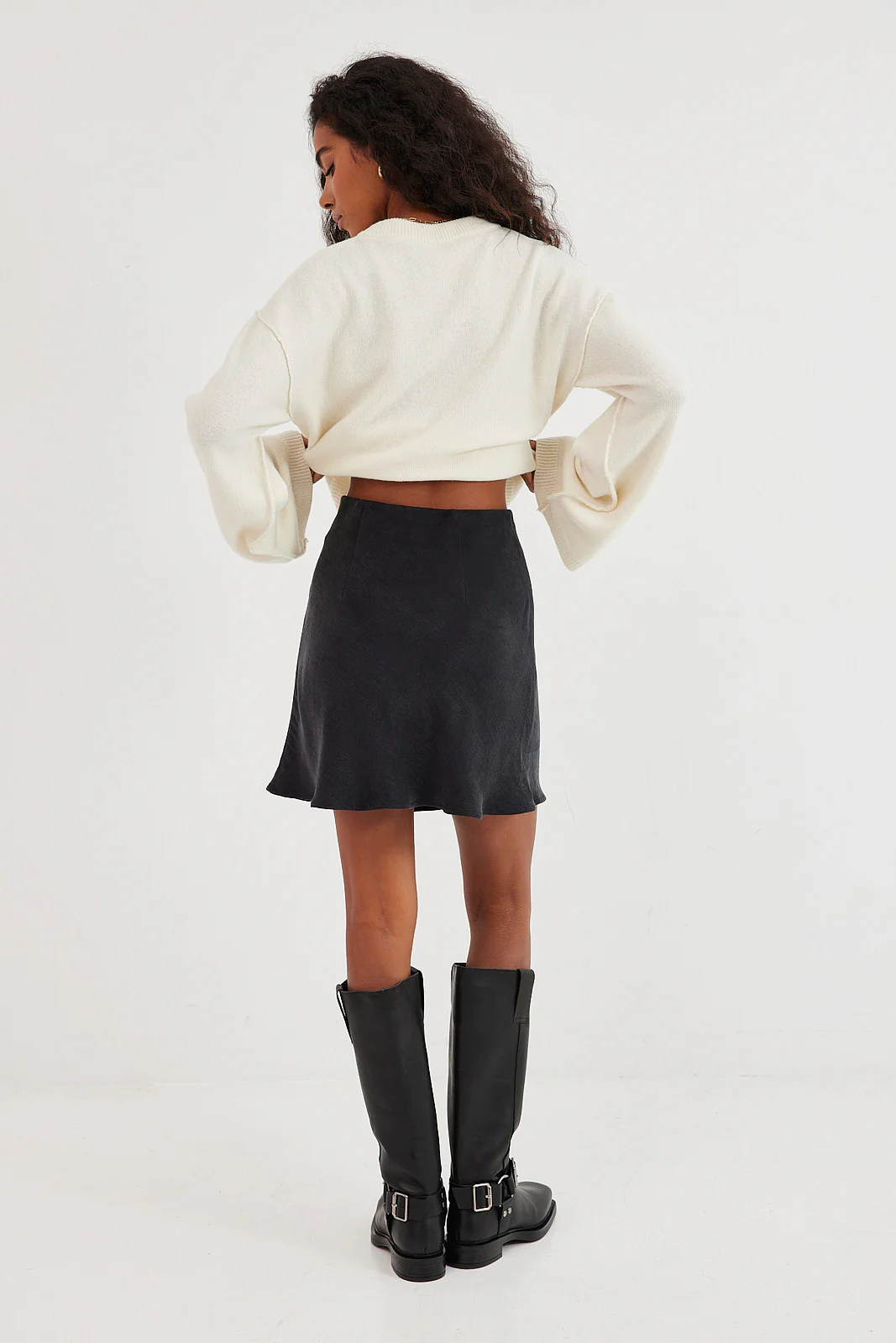 Spódnica Petra short jet black - Image 6