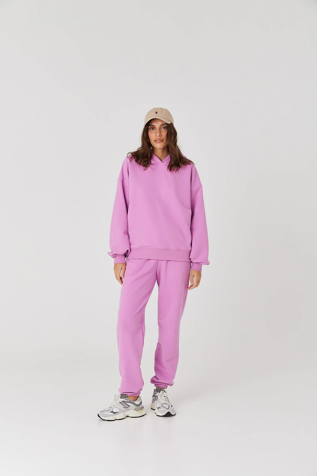 Spodnie dresowe pink berry - Image 4