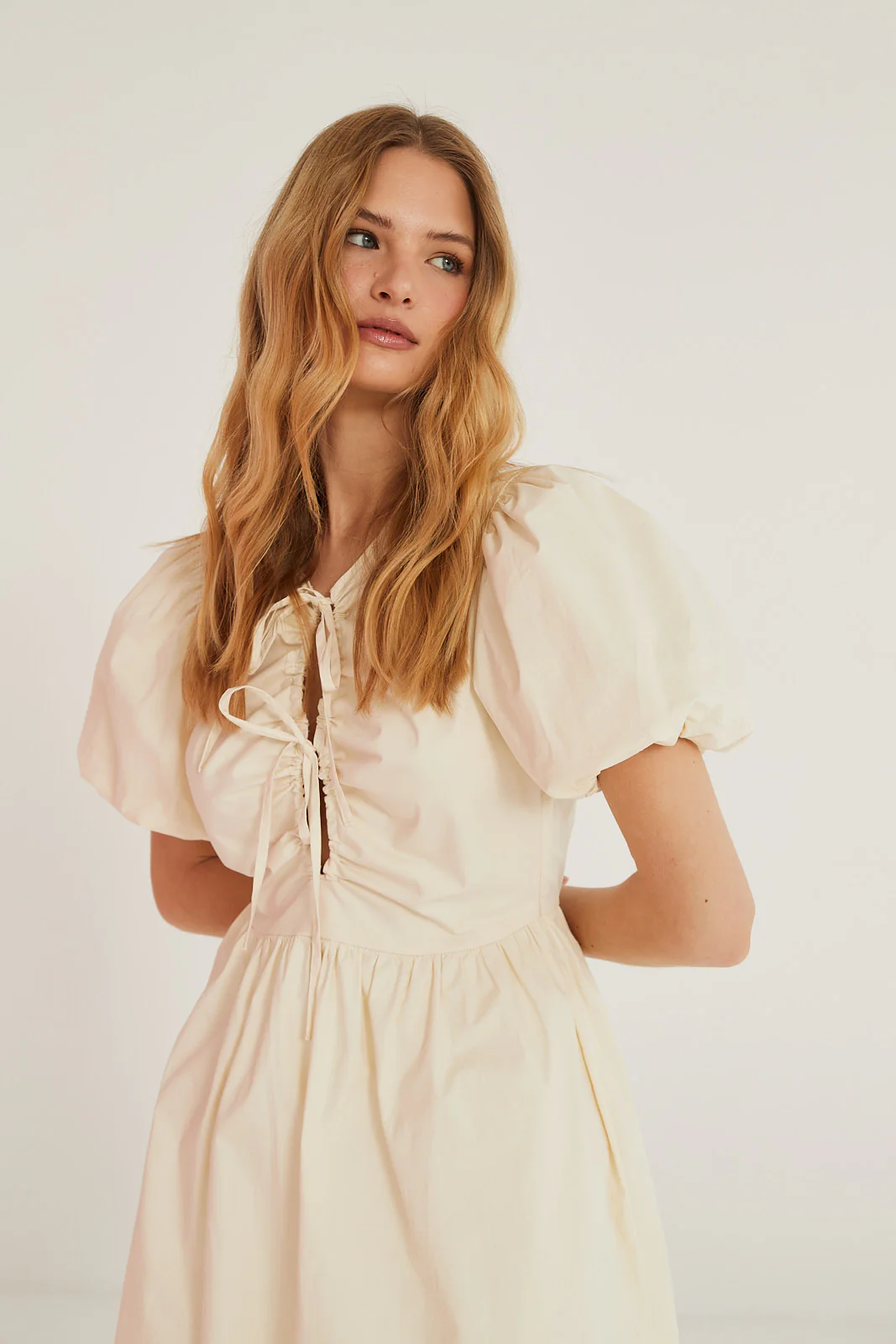 Sukienka Blair butter - Image 10