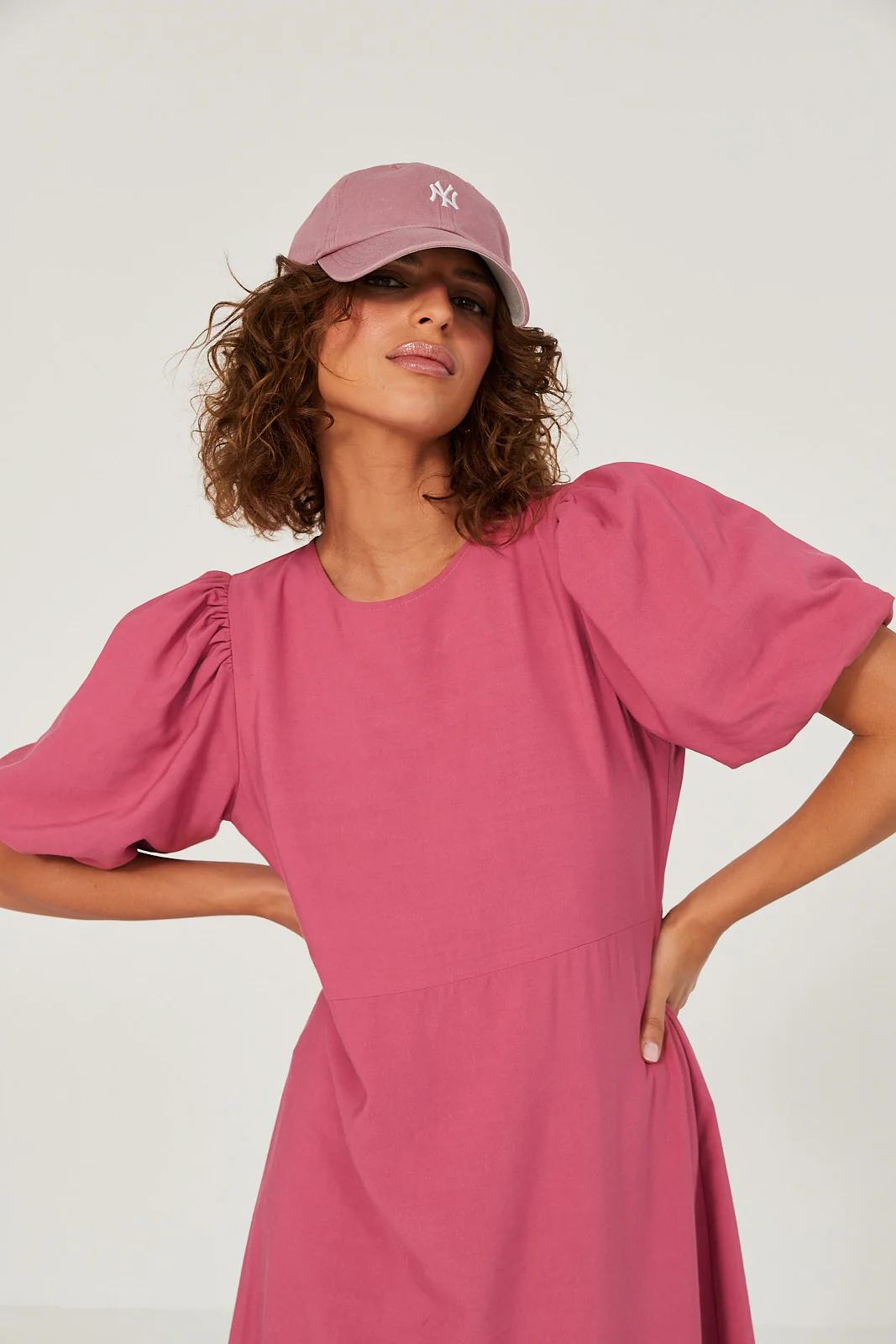 Sukienka Clyde rouge - Image 10