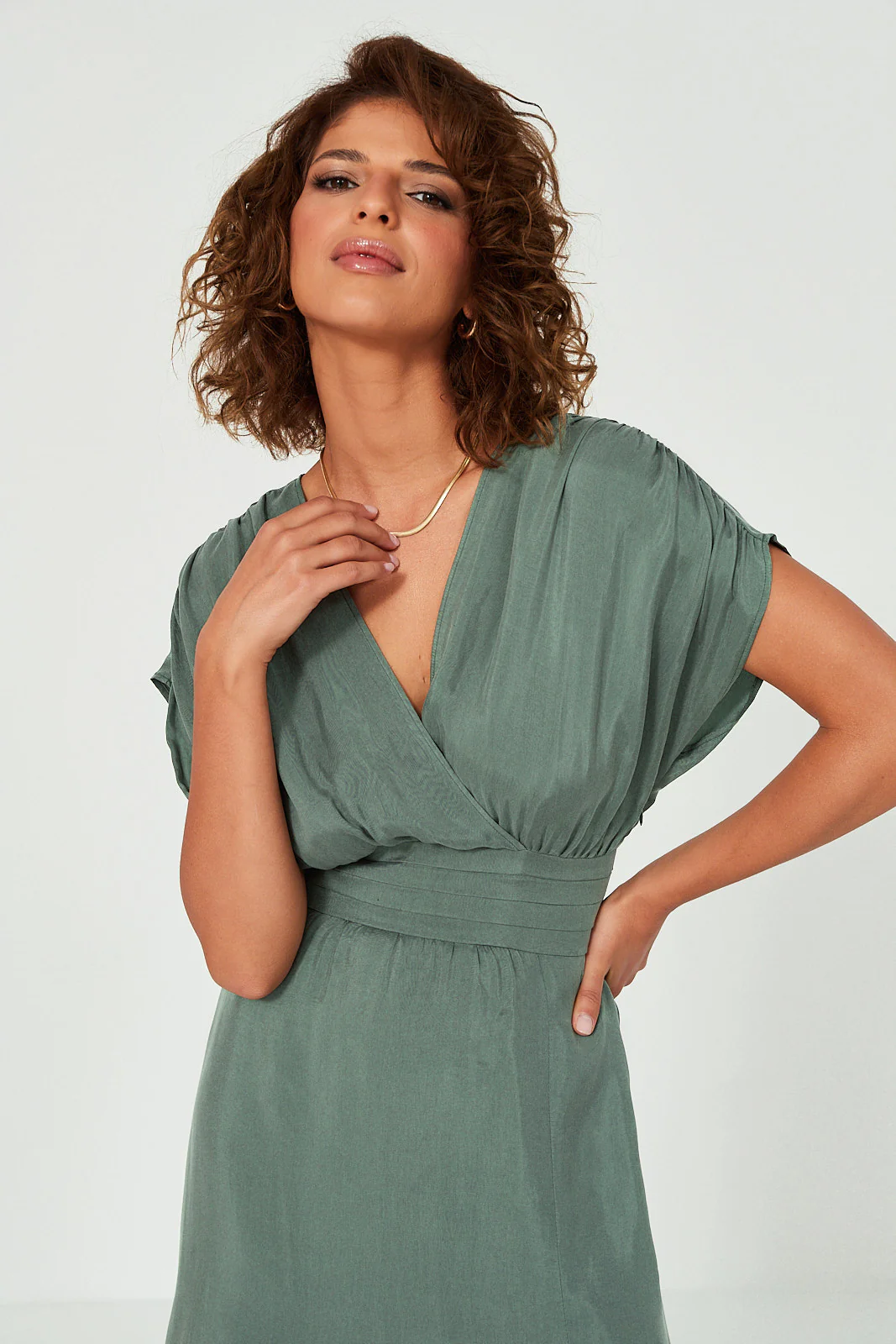 Sukienka Jacqueline bottle green - Image 11