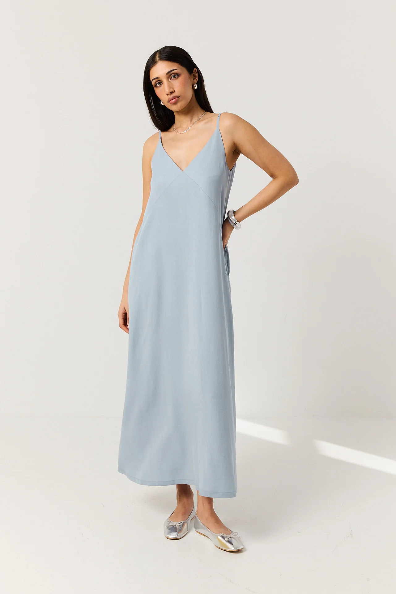 Sukienka Romeo powder blue - Image 10