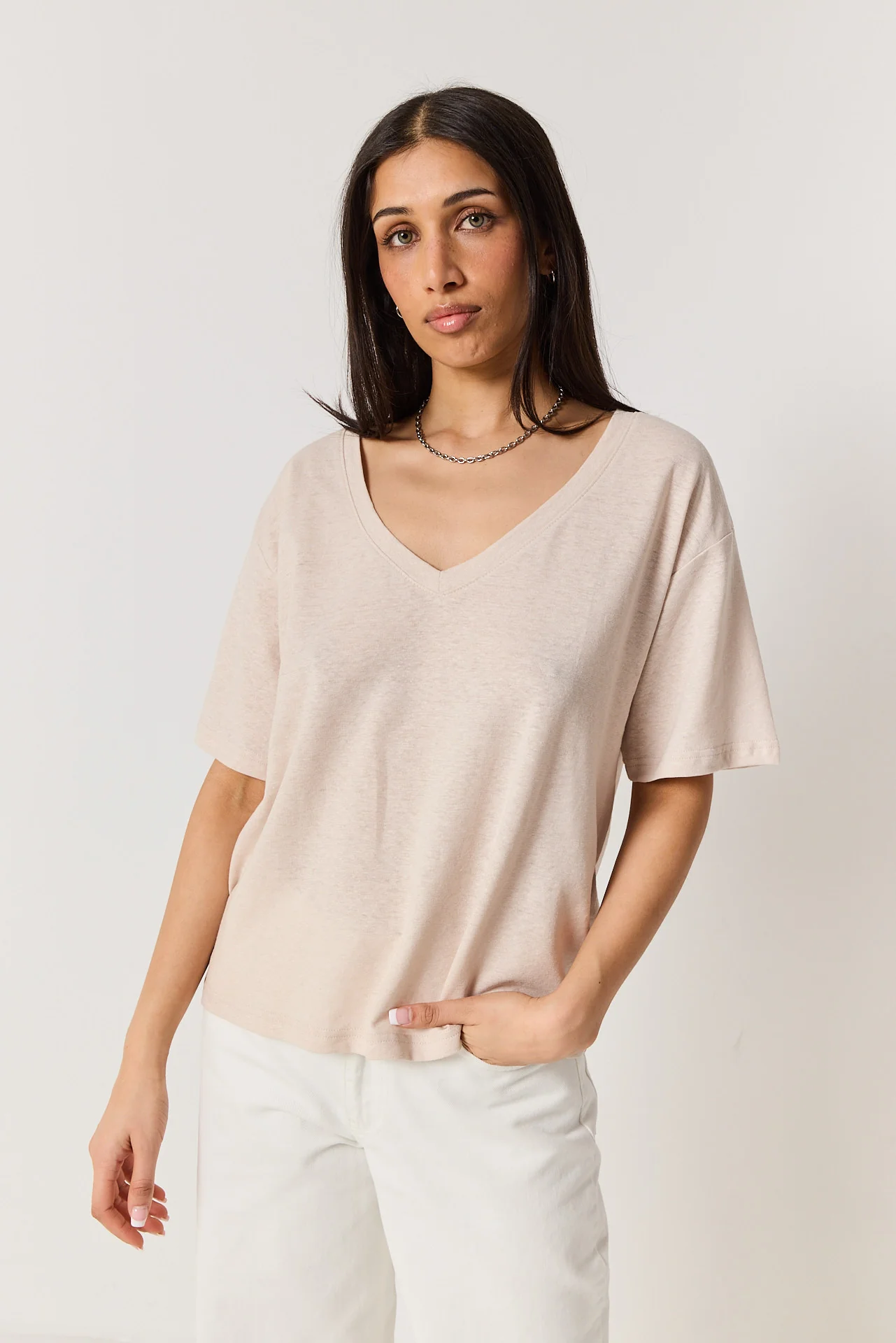 T-shirt V linen beige - Image 4