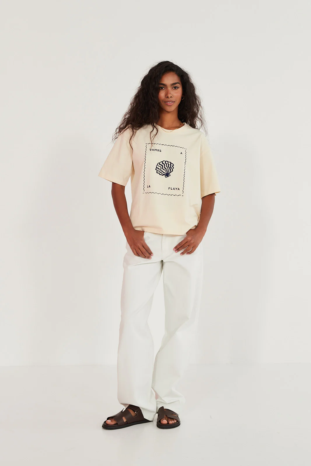T-shirt Vamos a la playa butter - Image 3